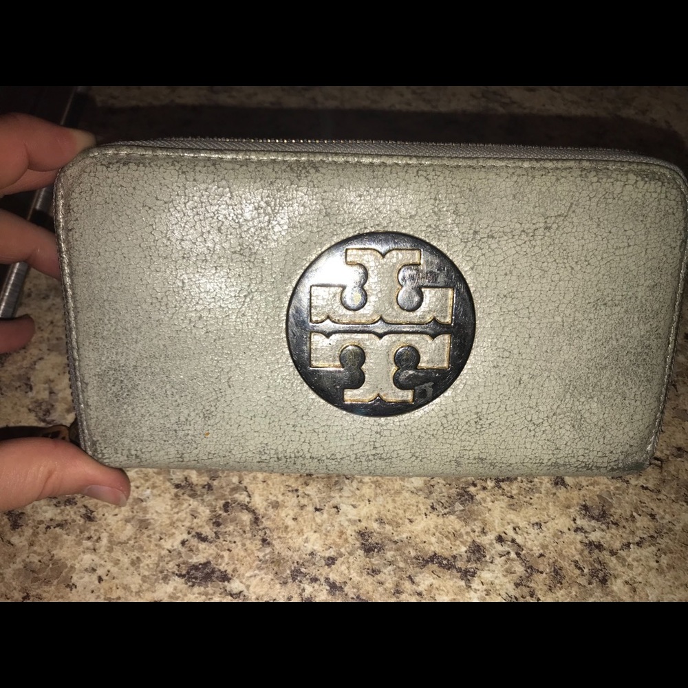 Authentic Tory Burch Wallet